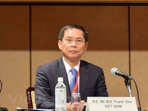 Vietnam urges ASEAN nations to boost international integration - ảnh 1