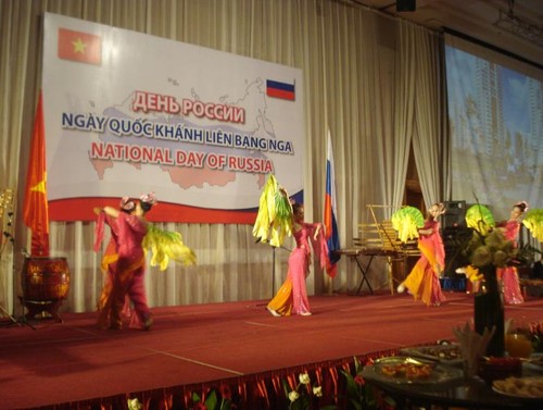 В Ханое отмечается День России - ảnh 6