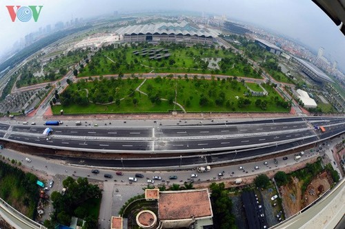 Первая в Ханое надземная скоростная дорога - ảnh 11