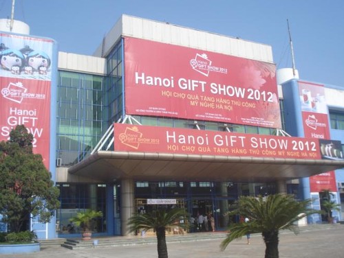 Ярмарка подарков и кустарно-художественных изделий Ханой-2012 - ảnh 1