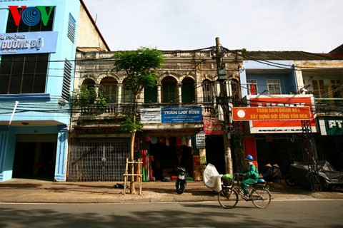 Старая архитектура города Хайфона - ảnh 14