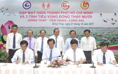 Tăng cường kết nối du lịch Thành phố Hồ Chí Minh và Tiểu vùng Đồng Tháp Mười  - ảnh 1