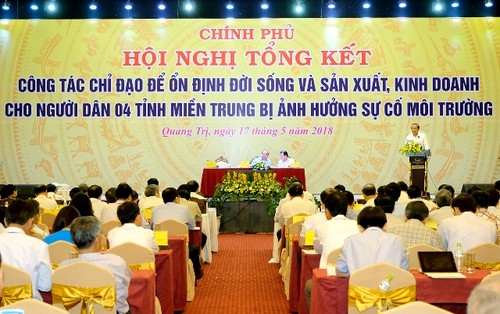 Thủ tướng chủ trì cuộc họp về giải pháp ổn định cho 4 tỉnh miền Trung - ảnh 1