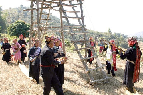 Bảo tồn và phát huy những giá trị văn hoá đặc sắc của di sản văn hoá hát Then - ảnh 2