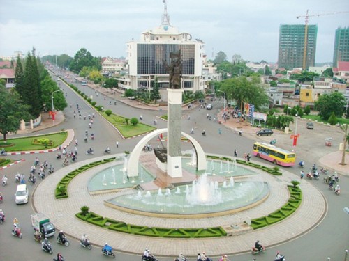 Hội thảo về xây dựng và phát triển thành phố Buôn Ma Thuột thành đô thị trung tâm vùng Tây Nguyên - ảnh 1