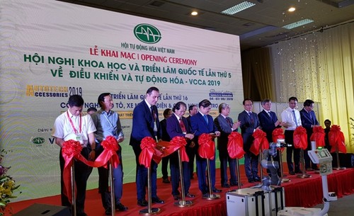 Khai mạc Triển lãm quốc tế về điều khiển và tự động hóa năm 2019 - ảnh 1