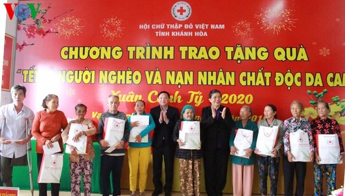 Lãnh đạo Đảng, Nhà nước thăm, tặng quà Tết tại các địa phương  - ảnh 1