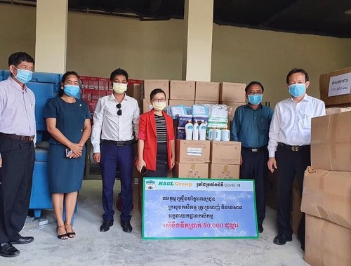 Tập đoàn Hoàng Anh Gia Lai trao tặng Bộ Nông, Lâm, Ngư nghiệp Campuchia thiết bị y tế - ảnh 1