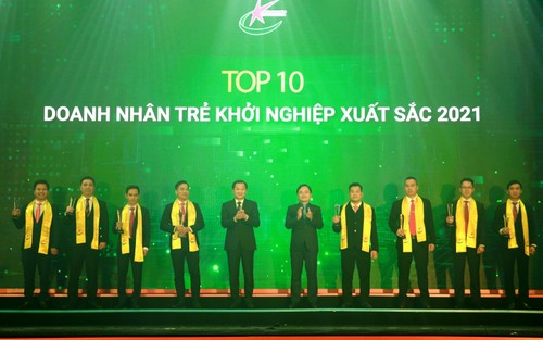 Trao danh hiệu Doanh nhân trẻ khởi nghiệp xuất sắc năm 2021 - ảnh 1