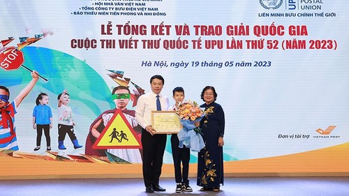 Trao giải Cuộc thi viết thư quốc tế UPU lần thứ 52 năm 2023 - ảnh 1