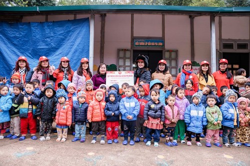 Quỹ nhân ái - Hoa hậu áo dài phu nhân toàn Châu Âu: Trao đi yêu thương để nhận lại yêu thương - ảnh 5