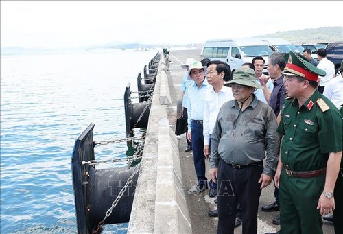 Thủ tướng Phạm Minh Chính khảo sát, chỉ đạo giải quyết các vấn đề cấp bách tại Phú Quốc - ảnh 1