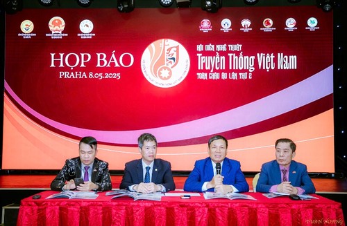 Hội diễn nghệ thuật truyền thống Việt Nam toàn châu Âu: gìn giữ văn hóa Việt Nam cho thế hệ hôm nay và mai sau - ảnh 2