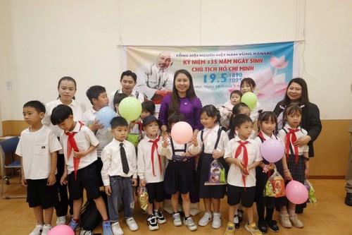 Người Việt ở Kansai, Nhật Bản kỷ niệm 135 năm ngày sinh Chủ tịch Hồ Chí Minh - ảnh 4