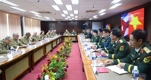 Việt Nam và Cuba thắt chặt tình đoàn kết và hợp tác quốc phòng - ảnh 1