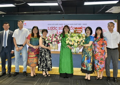 Lược sử nước Việt bằng tranh đến với thế hệ trẻ gốc Việt tại Nhật Bản  - ảnh 1