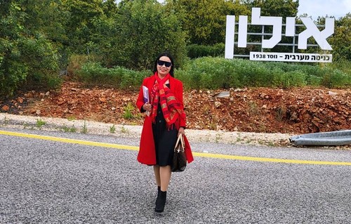 Bà Hồng Shuranys: Tôi tin rằng mọi thứ rồi sẽ tốt đẹp, chiến tranh sẽ kết thúc, và hòa bình sẽ sớm trở lại! - ảnh 2