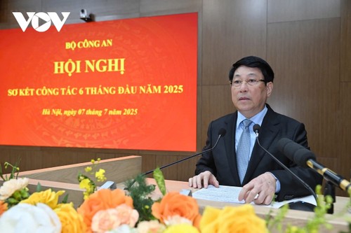 Chủ tịch nước Lương Cường: Công an xây dựng thế trận an ninh nhân dân gắn với xây dựng quốc phòng toàn dân  - ảnh 1