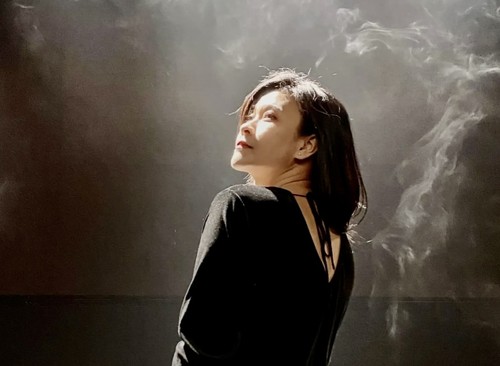 NSƯT Ánh Tuyết: “Trời trĩu nặng mây, tình nặng trĩu lòng“ - ảnh 1