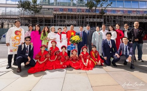 Ngày hội Việt phục bộ hành tại Châu Âu – hòa chung niềm tự hào dân tộc nhân kỷ niệm 80 năm Quốc khánh Việt Nam - ảnh 38