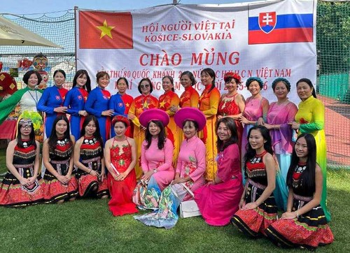 Ngày hội Việt phục bộ hành tại Châu Âu – hòa chung niềm tự hào dân tộc nhân kỷ niệm 80 năm Quốc khánh Việt Nam - ảnh 15