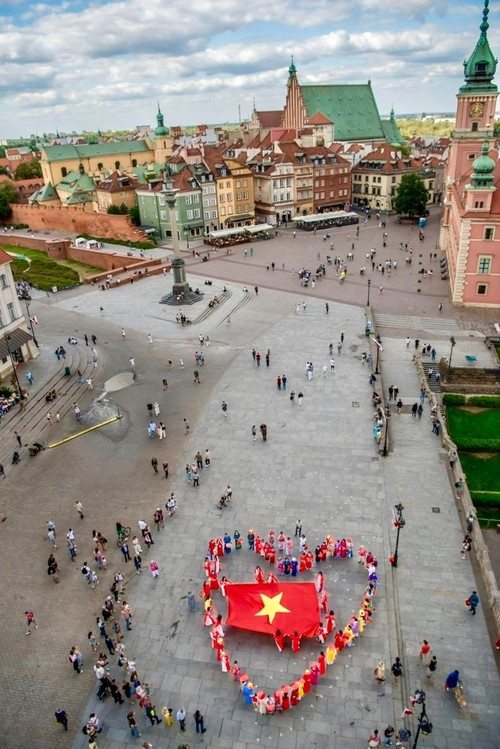 Ngày hội Việt phục bộ hành tại Châu Âu – hòa chung niềm tự hào dân tộc nhân kỷ niệm 80 năm Quốc khánh Việt Nam - ảnh 5