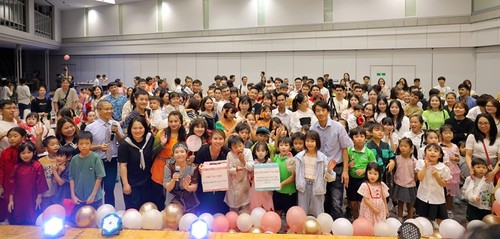 Đêm Trung Thu ý nghĩa tại Sakai: Gắn kết cộng đồng, hướng về quê hương sau bão Bualoi - ảnh 1