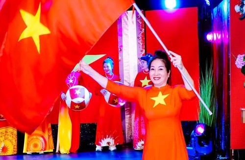 Hội Từ thiện Sen vàng Berlin: Gửi về quê nhà tình cảm ấm áp, mong nơi ấy sẽ bình yên! - ảnh 1