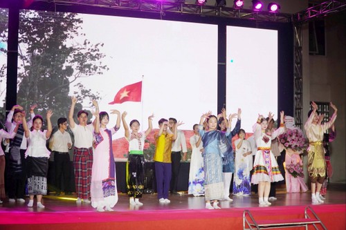 Giao lưu sinh viên Việt Nam - Campuchia - ảnh 1