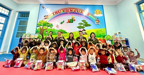 Kiều bào đồng hành cùng giáo dục trẻ em vùng biên giới Quảng Trị - ảnh 2