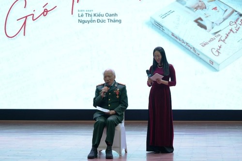 Ra mắt sách “Nhạc sĩ Đào Hữu Thi - Gió Trường Sơn vẫn hát”  - ảnh 2