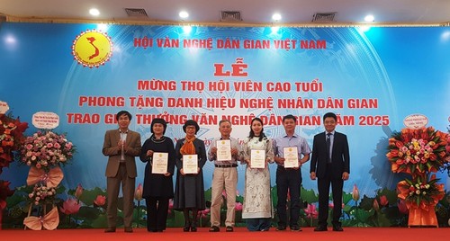 Trao Giải thưởng Văn nghệ dân gian năm 2025 cho gần 50 công trình  - ảnh 1