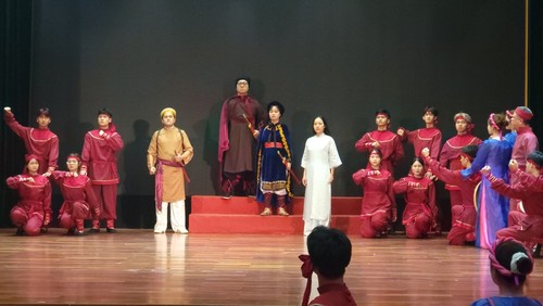 “Hùm Thiêng Yên Thế” - Khơi lại lịch sử bằng ngôn ngữ ca kịch - ảnh 1