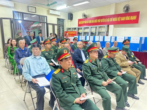 Kiều bào gửi gắm niềm tin qua lá phiếu - ảnh 5