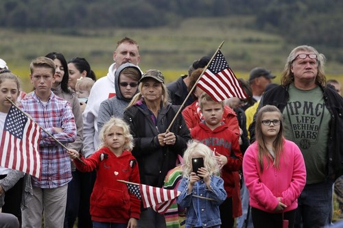 Amerika Serikat mengenangkan para korban serangan teror tanggal 11/9 - ảnh 1