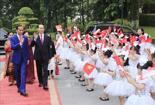 Wawancara Dubes RI untuk Vietnam,  Ibnu Hadi tentang prestasi-prestasi yang tercapai ldalam hubungan antara Vietnam dan Indonesia selama 5 tahun ini - ảnh 3