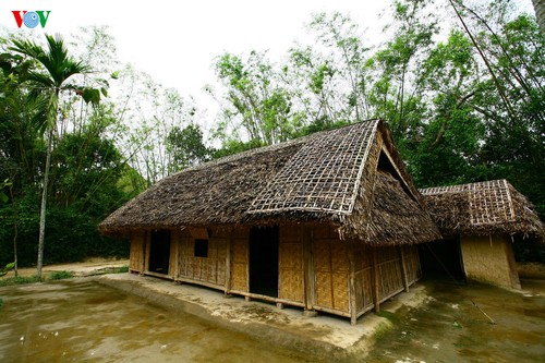 Visiting Uncle Ho’s mother’s village	 - ảnh 9