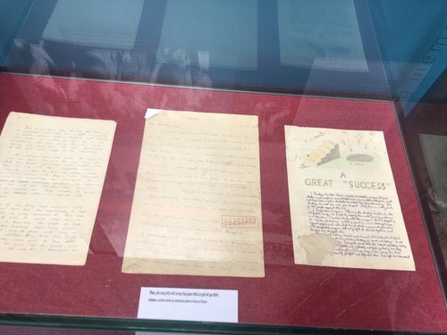 Memories of war showcased at Hoa Lo prison - ảnh 1