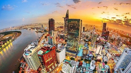 Vietnam set to see sharpest spike in wealth growth in next decade: New World Wealth - ảnh 1