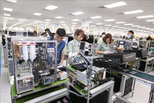 Samsung Vietnam plants rebound with 1.2 billion USD in profit  - ảnh 1