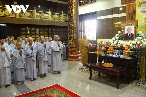 Religious establishments mourn General Secretary Nguyen Phu Trong - ảnh 2