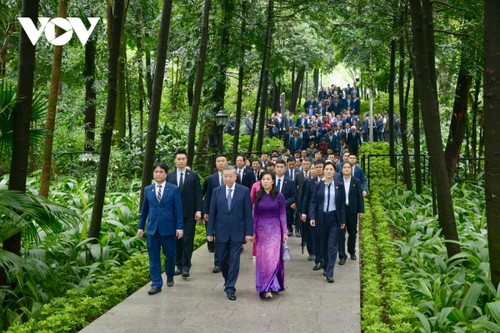 Top leader To Lam visits Vietnamese Revolutionary Youth League relic site in Guangdong - ảnh 1