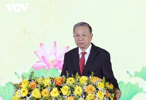 Party chief commemorates 50th anniversary of Phuoc Long Liberation Day - ảnh 1