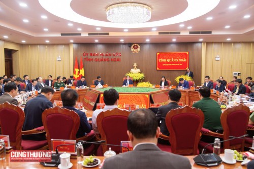 PM works with key leaders of Quang Ngai province - ảnh 1