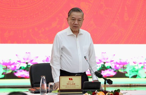 Party leader urges readiness for “hundred-year vision” of national development - ảnh 1