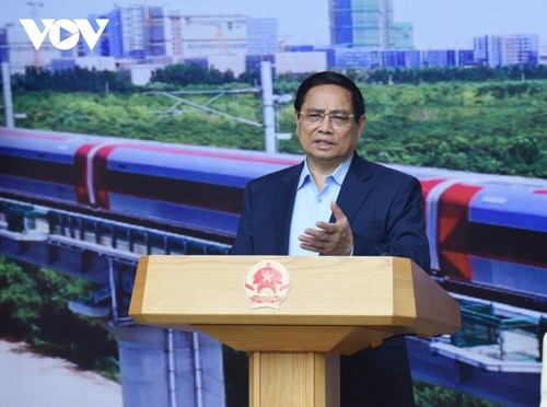 PM urges acceleration of railway projects - ảnh 1