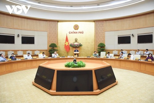 PM requests decree on decentralization be promulgated no later than June 15 - ảnh 1