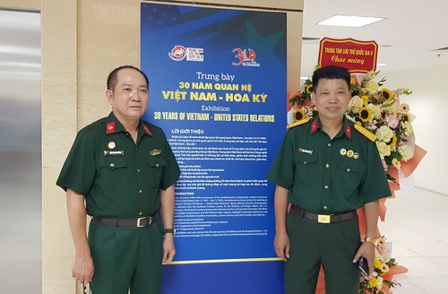 30 years of Vietnam-US diplomatic ties exhibited, war relics returned - ảnh 1