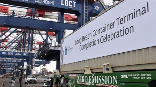 US customs duties top 100 billion USD for first time in a fiscal year - ảnh 1