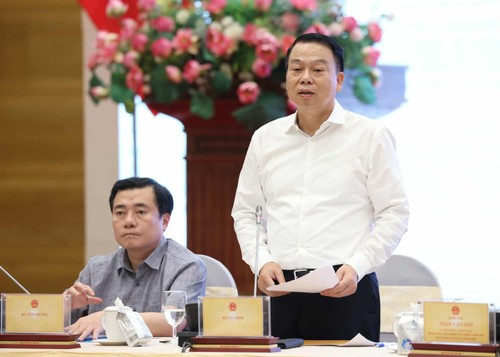 Fulfilling public investment disbursement plan won’t pressure inflation: Deputy Finance Minister - ảnh 1